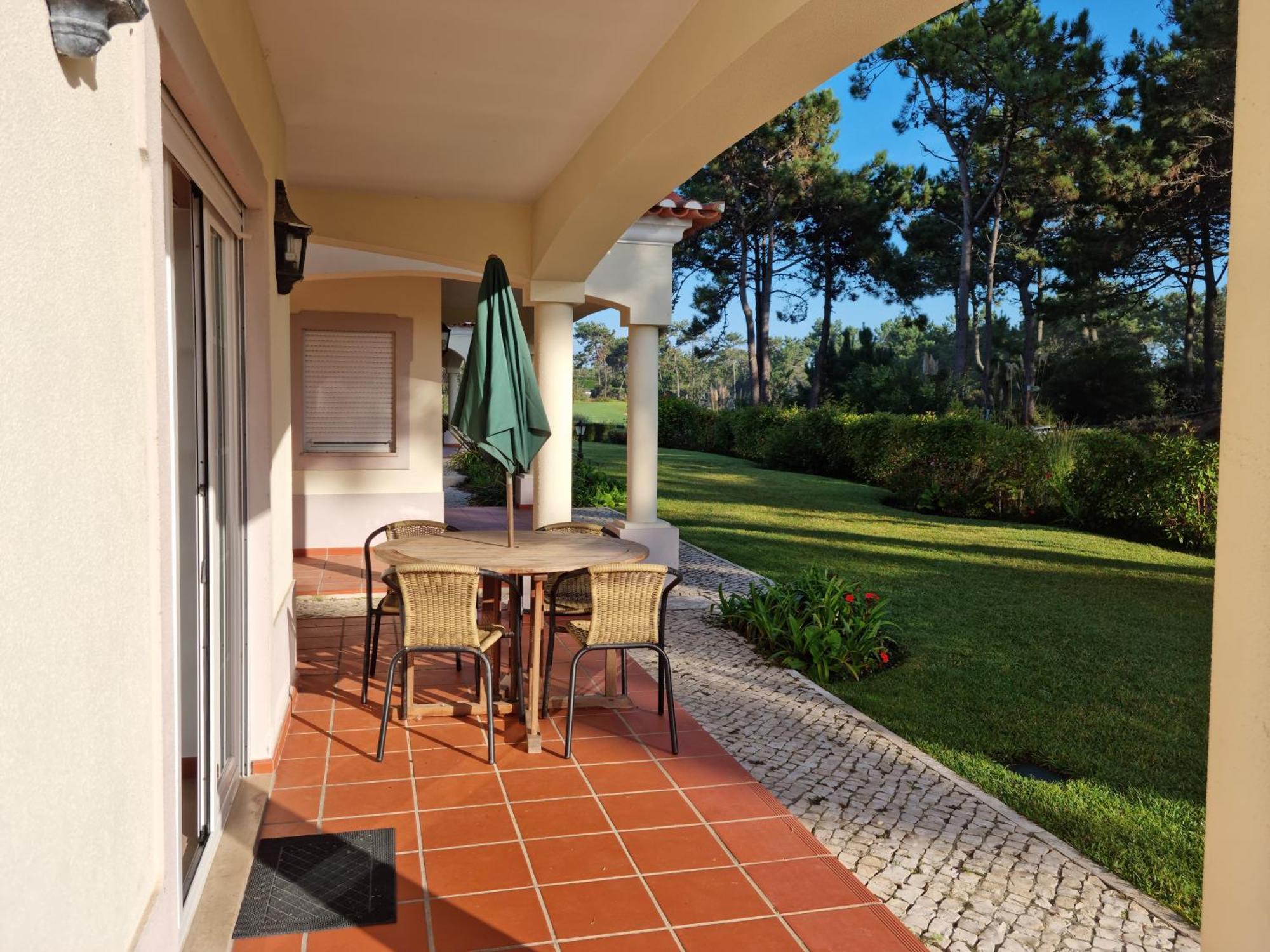 Praia D'El Rey - Townhouse Dom Duarte Amoreira  Exterior photo